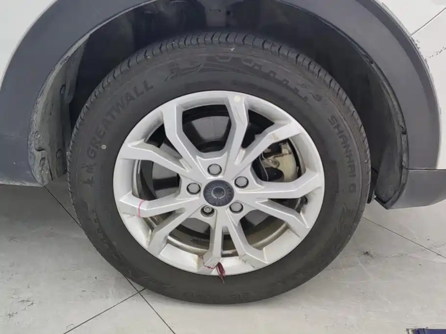 Photo 6 - Haval H2s
