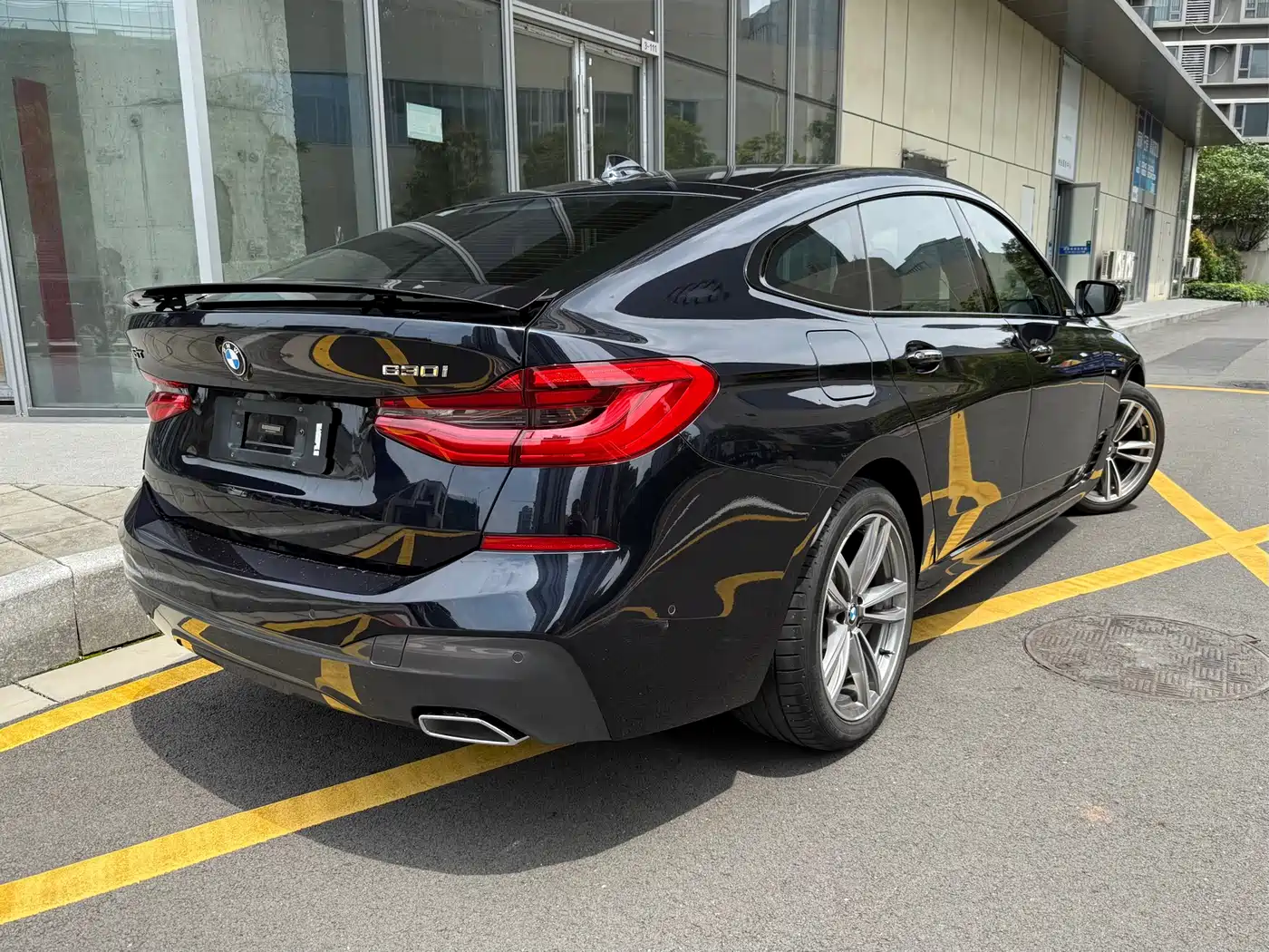 BMW 6 Series GT 2018 630i M Sport Package фото 2