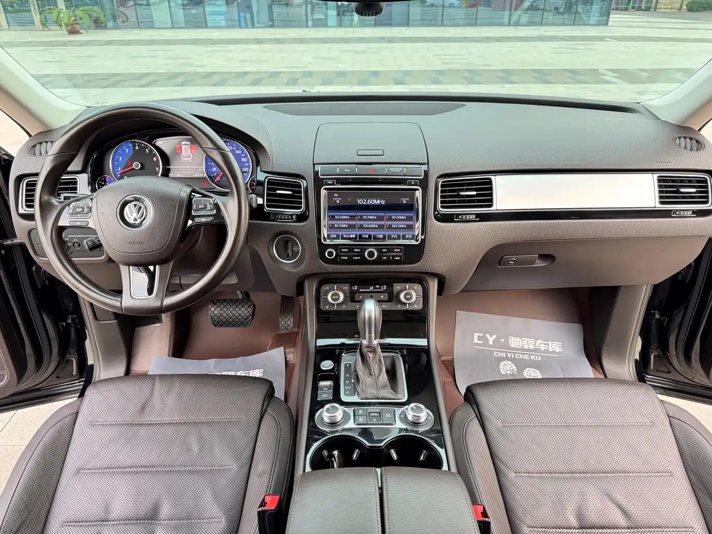 Volkswagen Touareg 2017 3.0TSI Explorer Edition фото 13