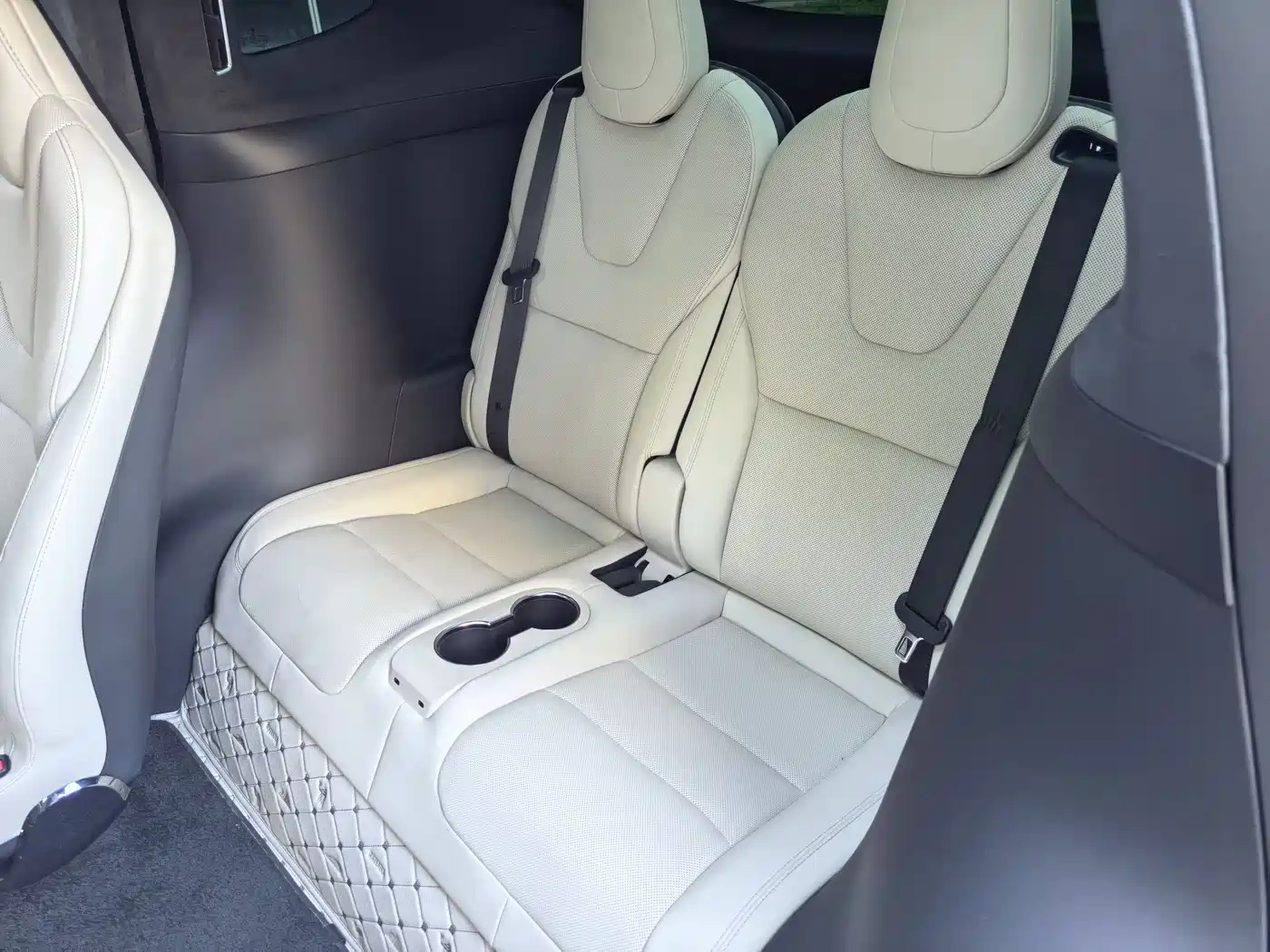 Tesla Model X 2023 Tri-motor AWD Plaid фото 21