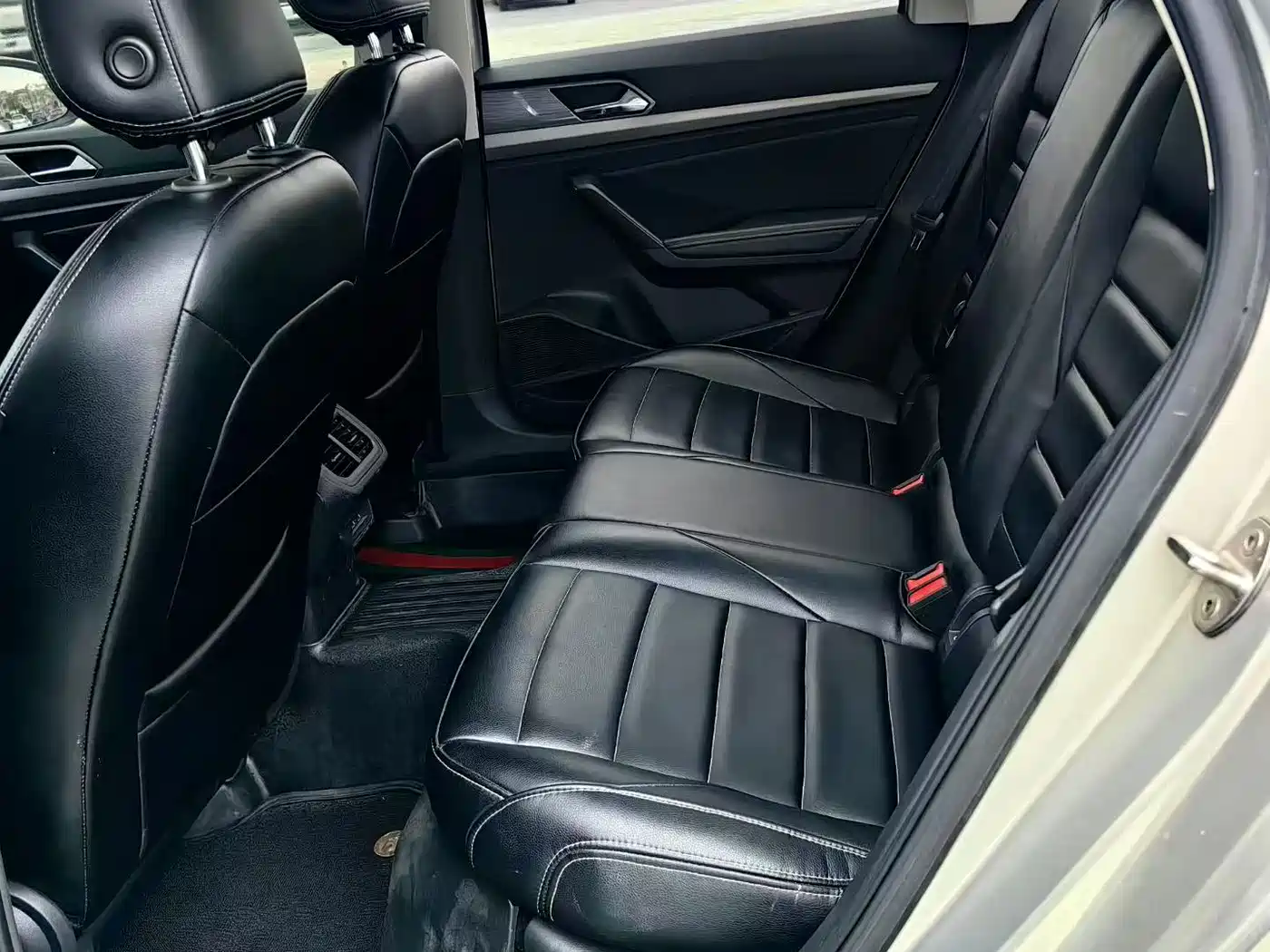 Volkswagen Lavida 2019 280TSI DSG Comfort Edition China VI фото 7