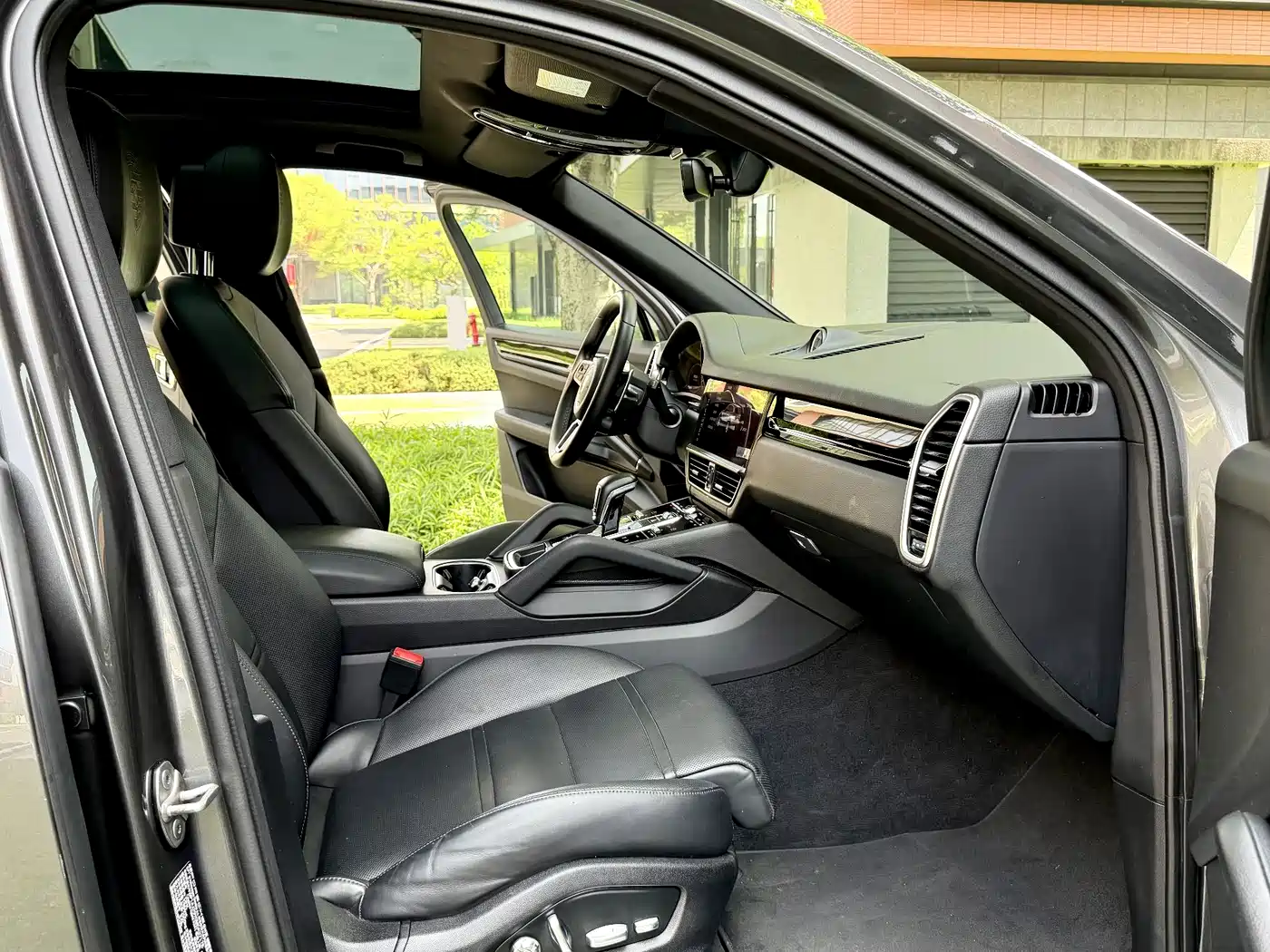 Porsche Cayenne New Energy 2021 Cayenne E-Hybrid 2.0T фото 6