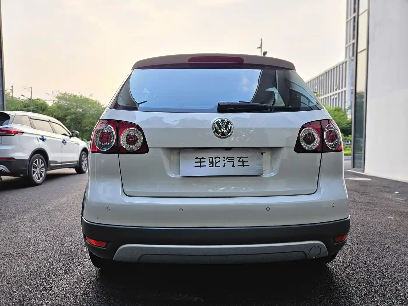 Volkswagen Golf (Import) 2011 1.4TSI Cross Golf фото 3