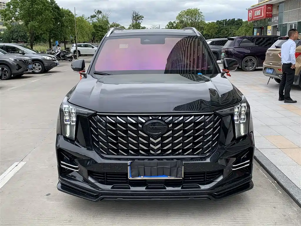 صورة 2 - GAC Trumpchi GS8