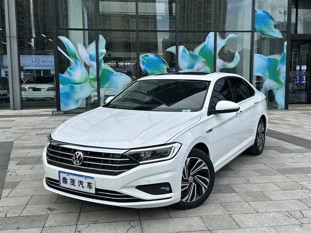 Volkswagen Sagitar 2021 280TSI DSG Luxury Smart Connect