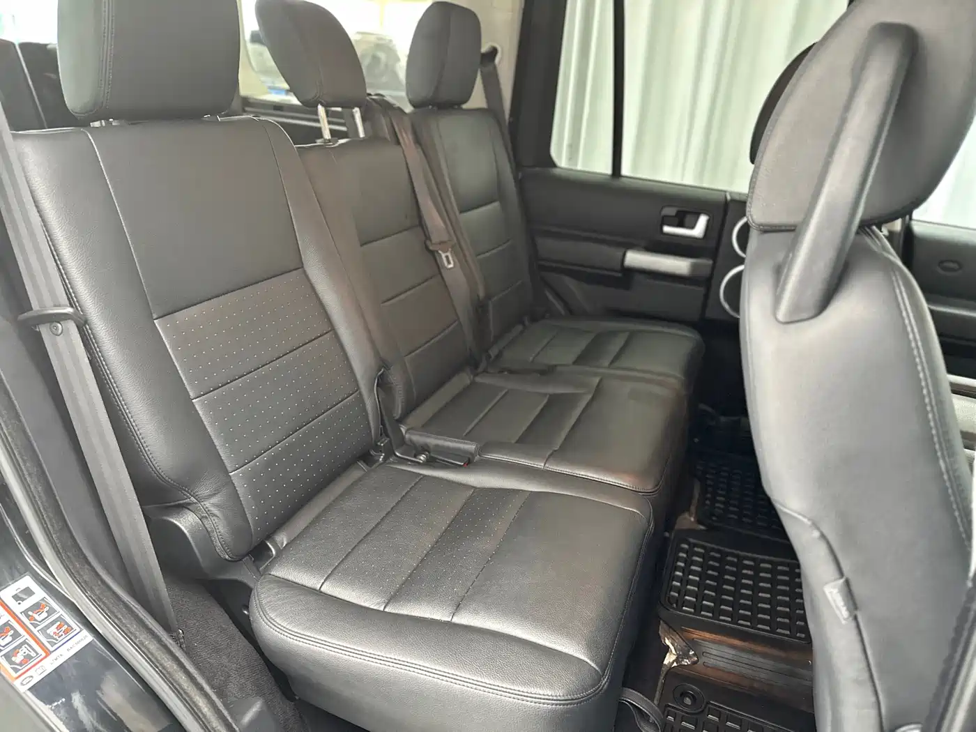 Land Rover Discovery 2005 Model 4.4 V8 HSE фото 35