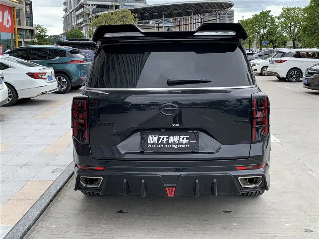 صورة 7 - GAC Trumpchi GS8