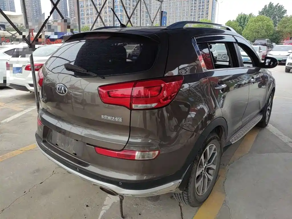 Kia Sportage 2015 2.0L Automatic 2WD GLS фото 7