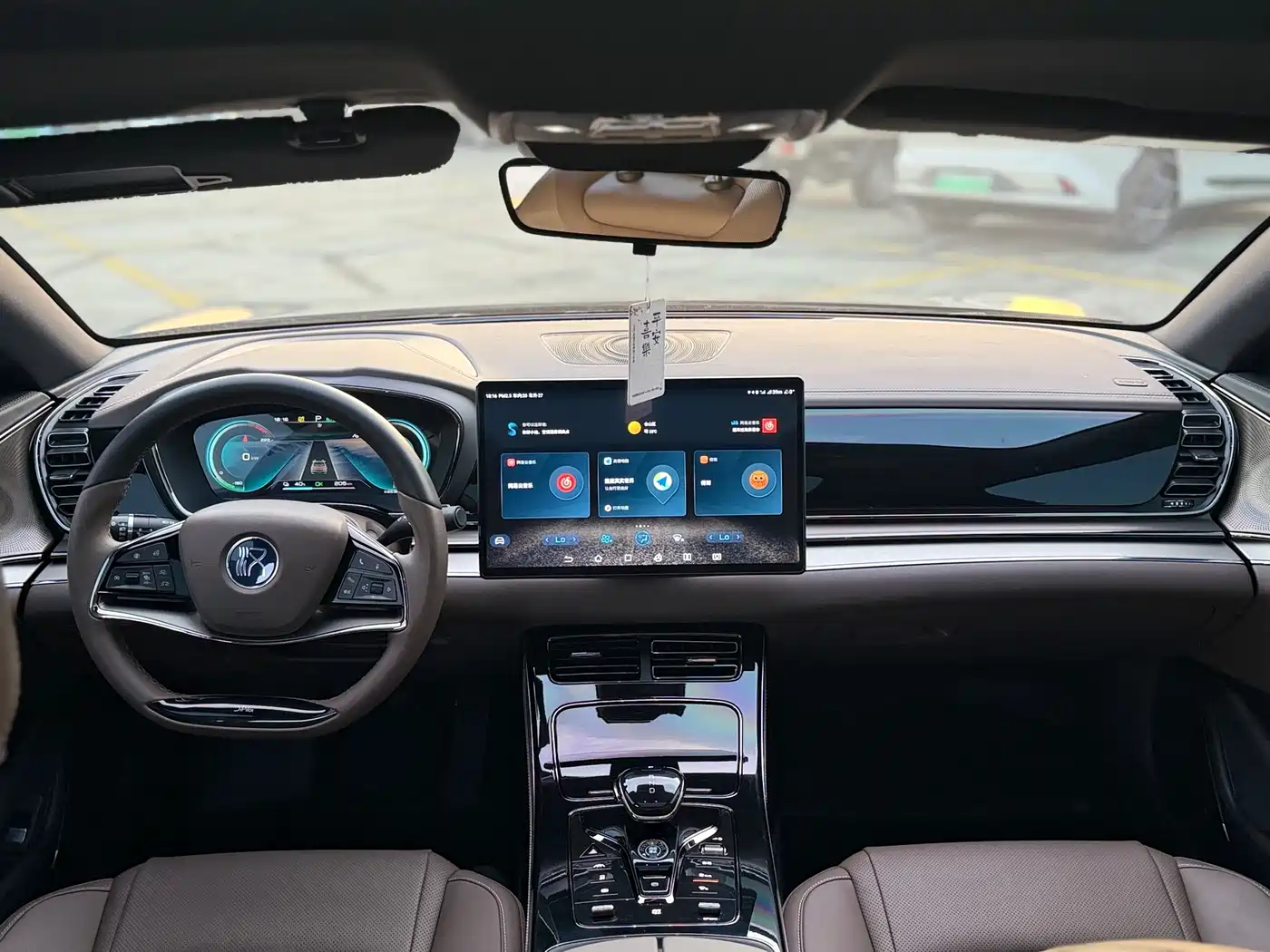 BYD Han 2020 EV Extended Range Luxury фото 10
