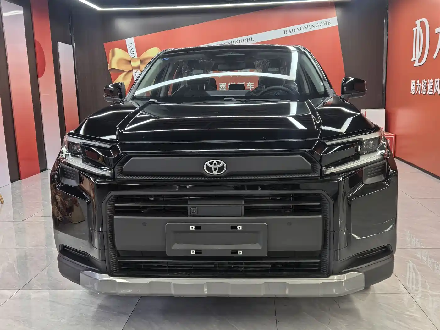 Toyota RAV4 Rongfang 2026 Model Hybrid 2.0L E-CVT 2WD Premium фото 2