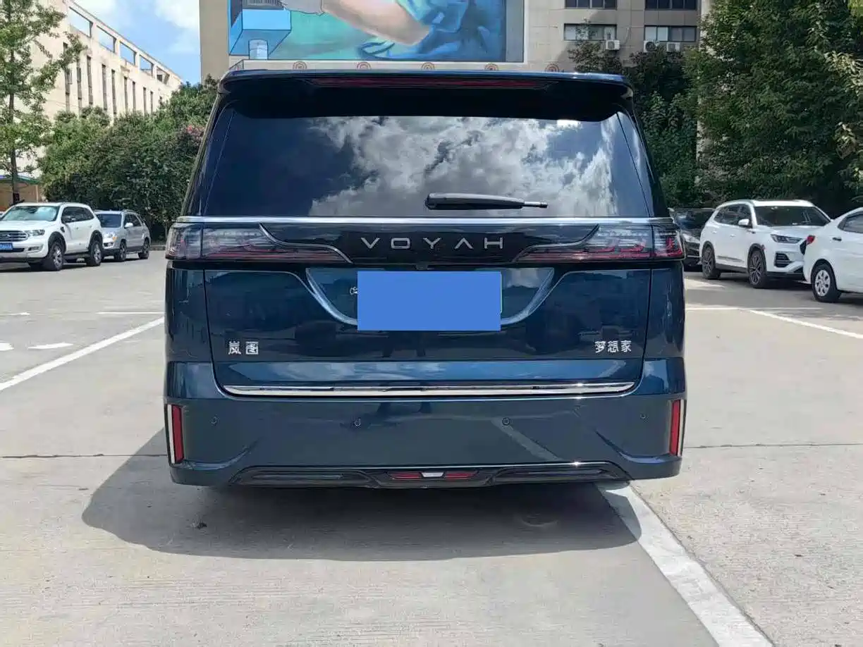 Voyah Auto Voyah Dreamer 2025 PHEV 4WD Kunpeng Premium Edition фото 8
