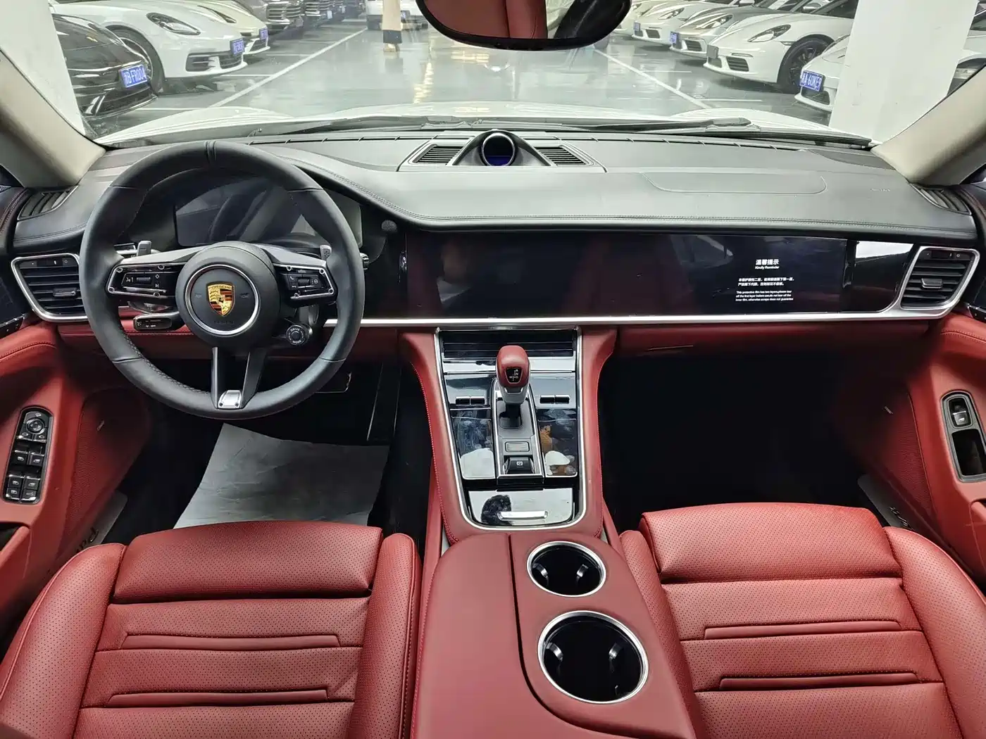 Porsche Panamera 2014 Panamera 3.0T фото 8