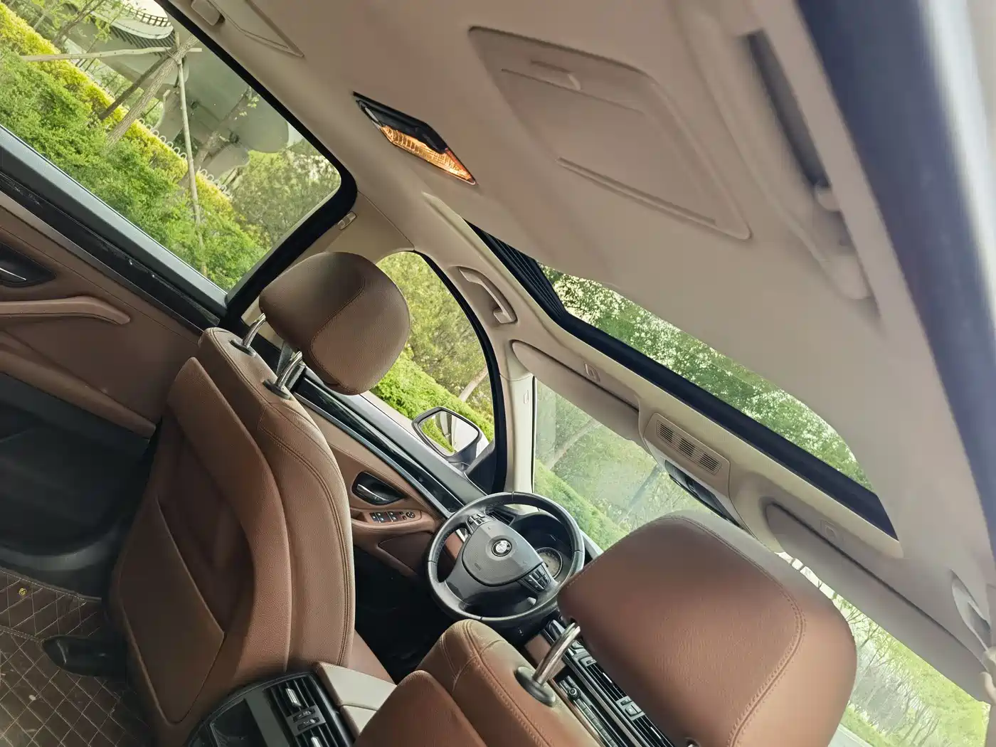 BMW 5 Series 2014 520Li Elegance фото 10