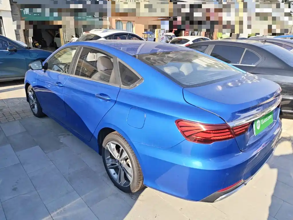 Фото 5 - Geely Binrui