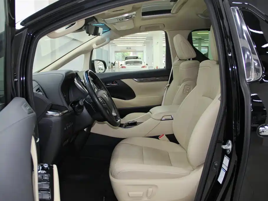 Toyota Alphard 2021 Hybrid 2.5L Premium фото 7