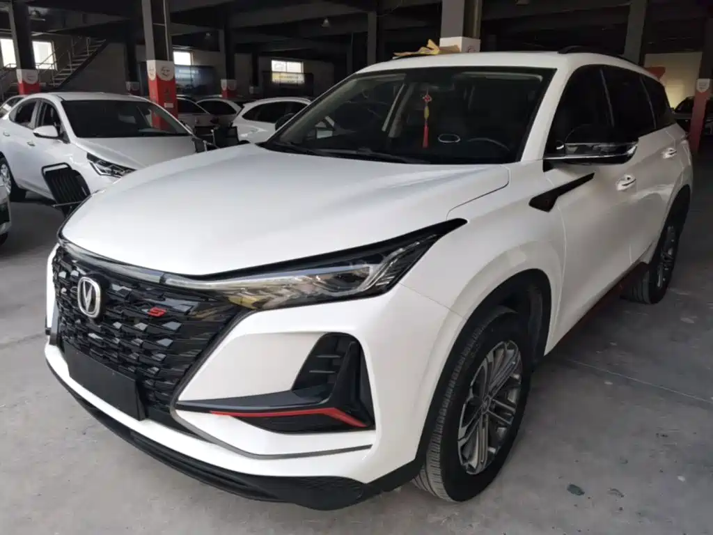 Фото 2 - Changan CS75 PLUS