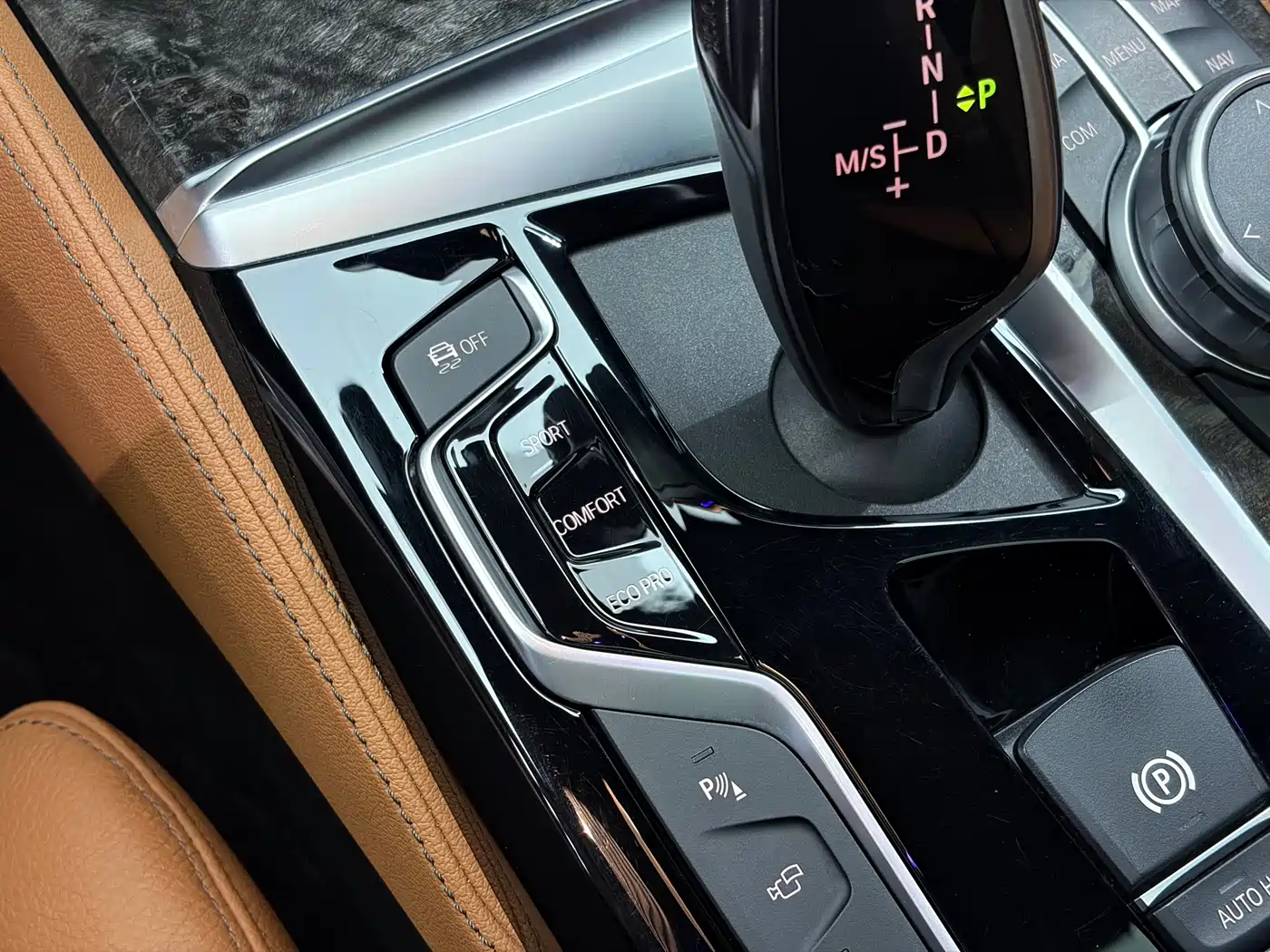 BMW 6 Series GT 2019 630i M Sport Package фото 14