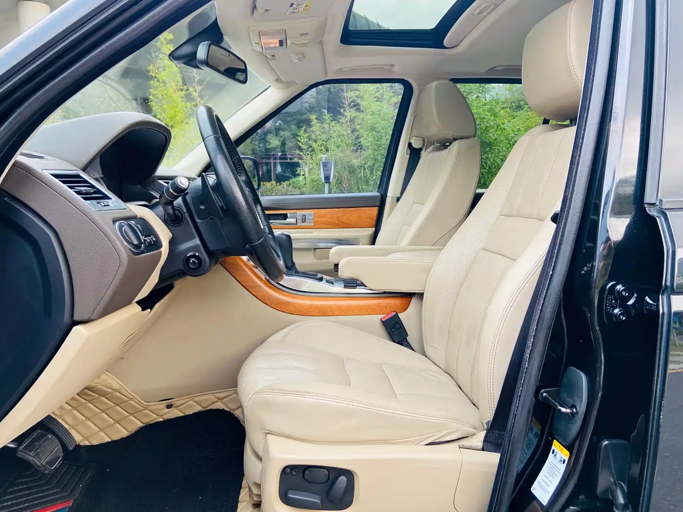 Land Rover Range Rover Sport 2013 3.0 TDV6 Diesel фото 10
