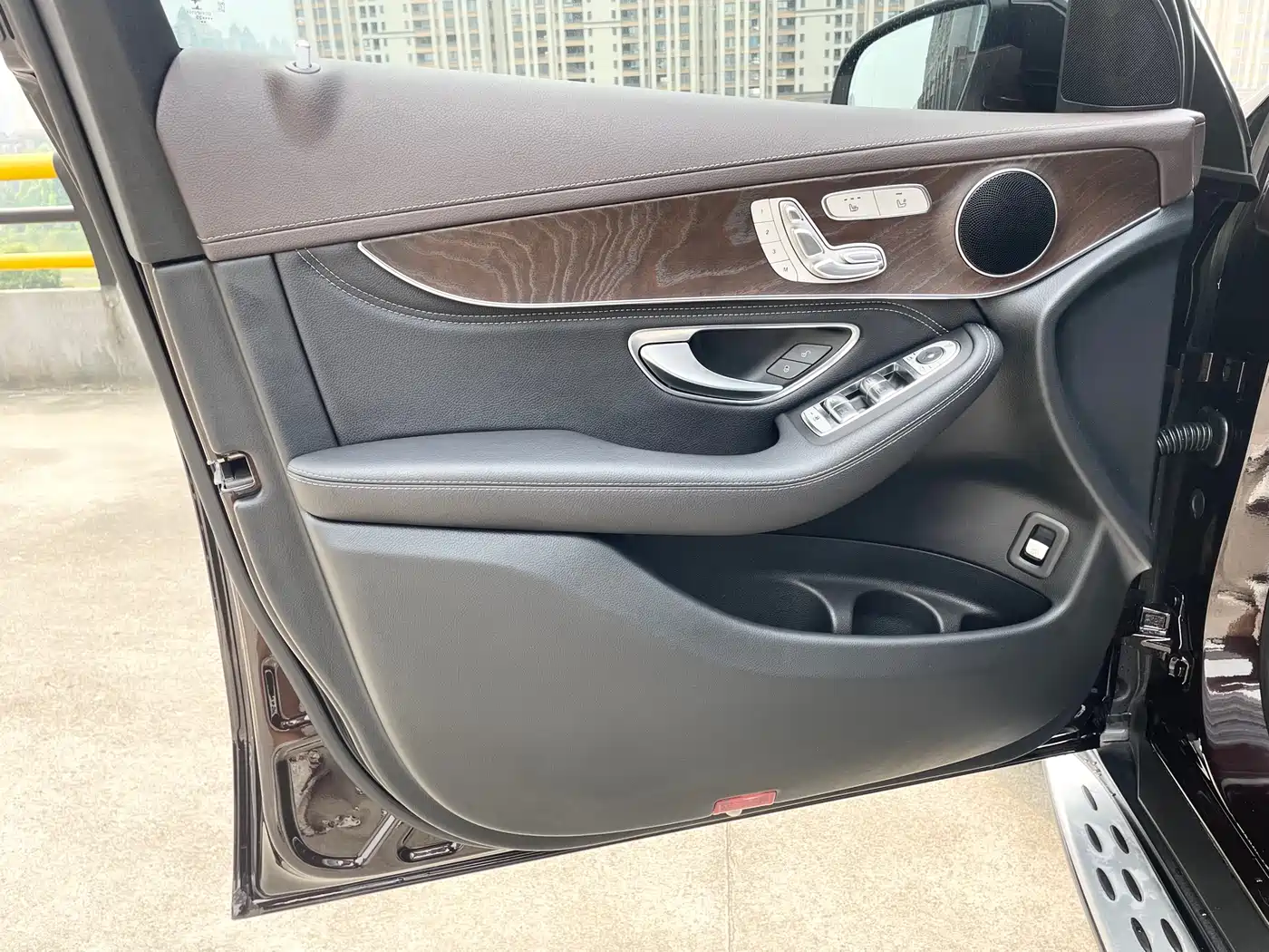 Mercedes-Benz GLC 2020 Facelift GLC 300 L 4MATIC Dynamic фото 8