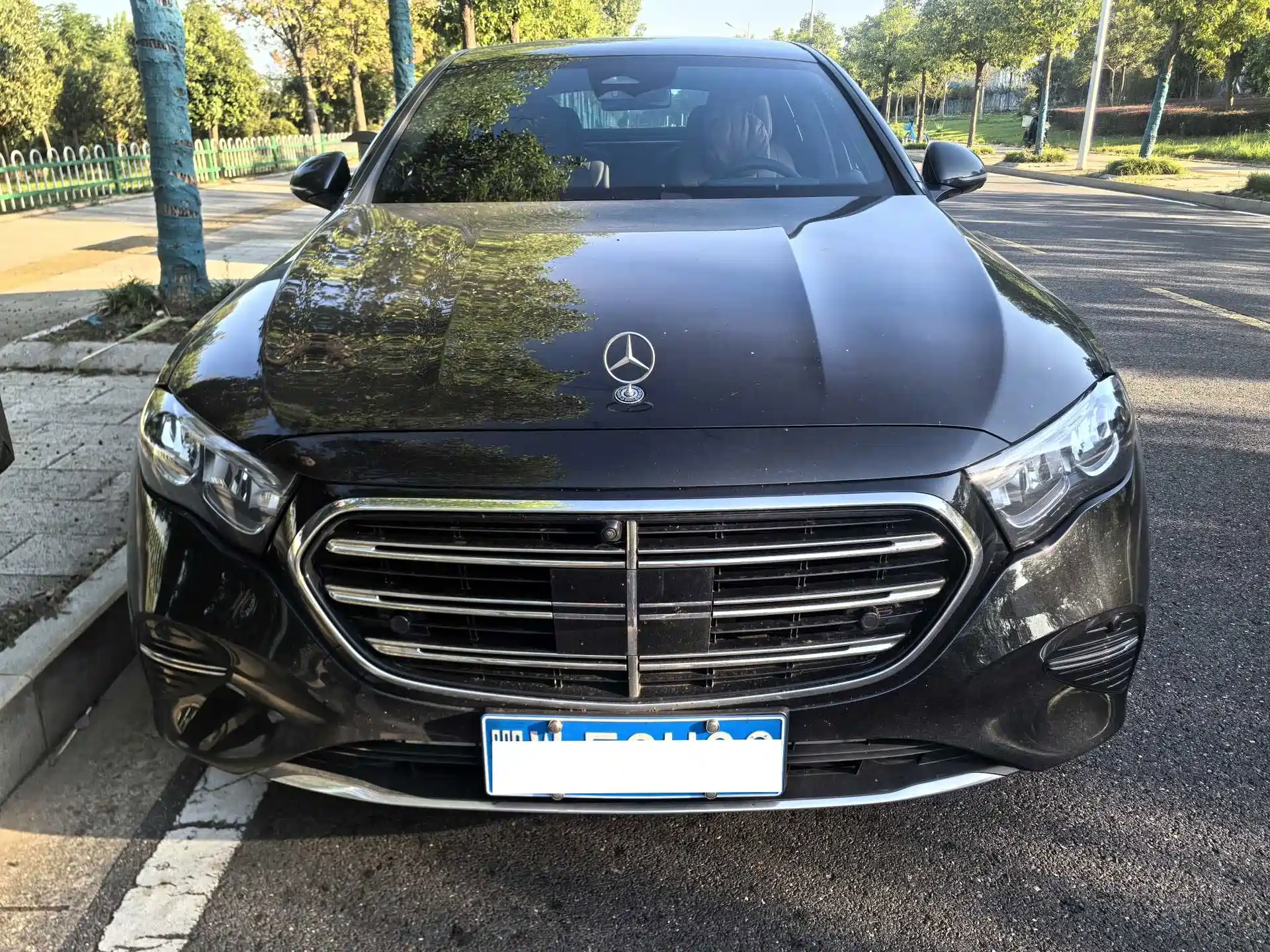 Фото 2 - Mercedes-Benz E-Class
