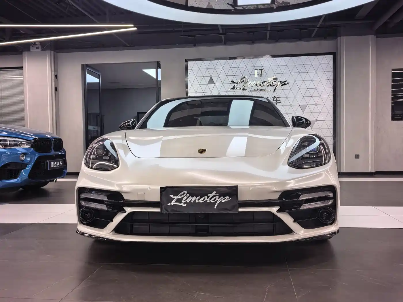 Porsche Panamera 2017 Panamera 3.0T фото 3