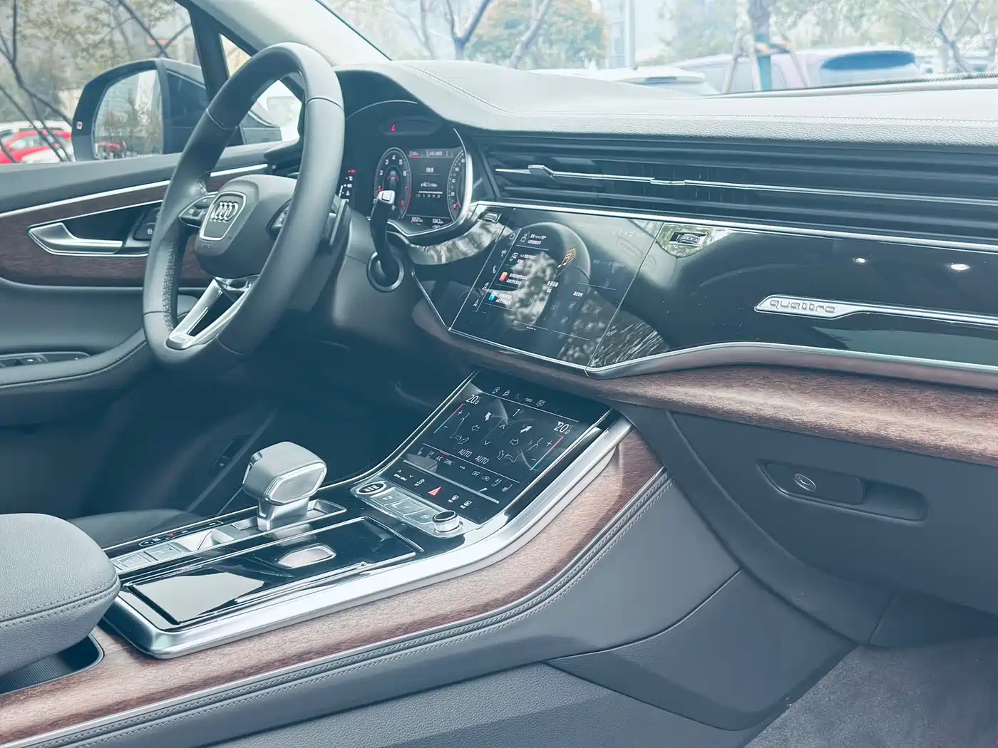 AUDI Q7