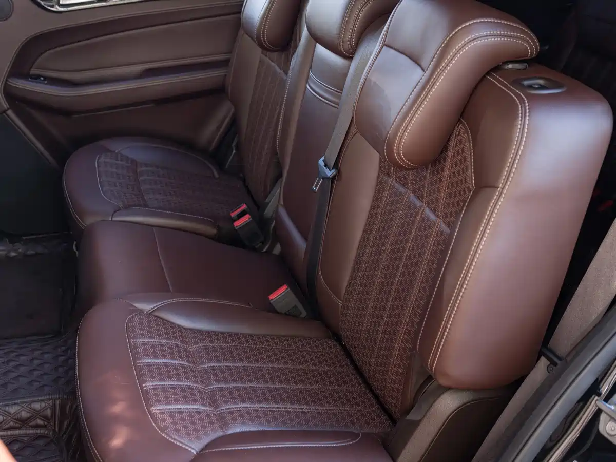 Фото 21 - Mercedes-Benz GLS