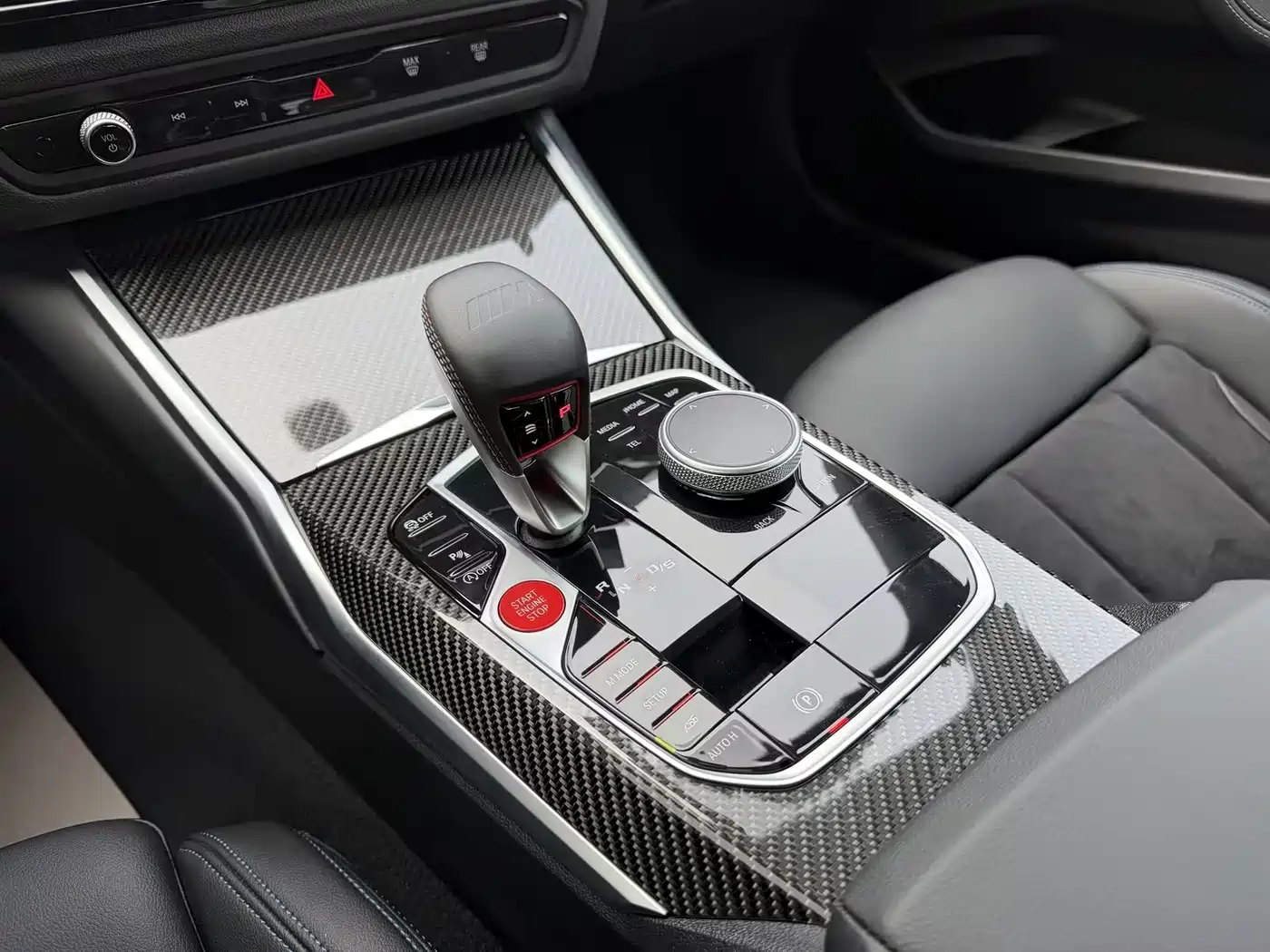 BMW M2 2024 M2 фото 10