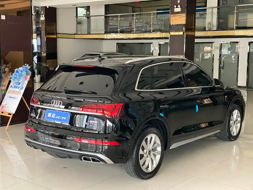 Audi Q5L 2022 Facelift 40T Luxury Dynamic фото 7