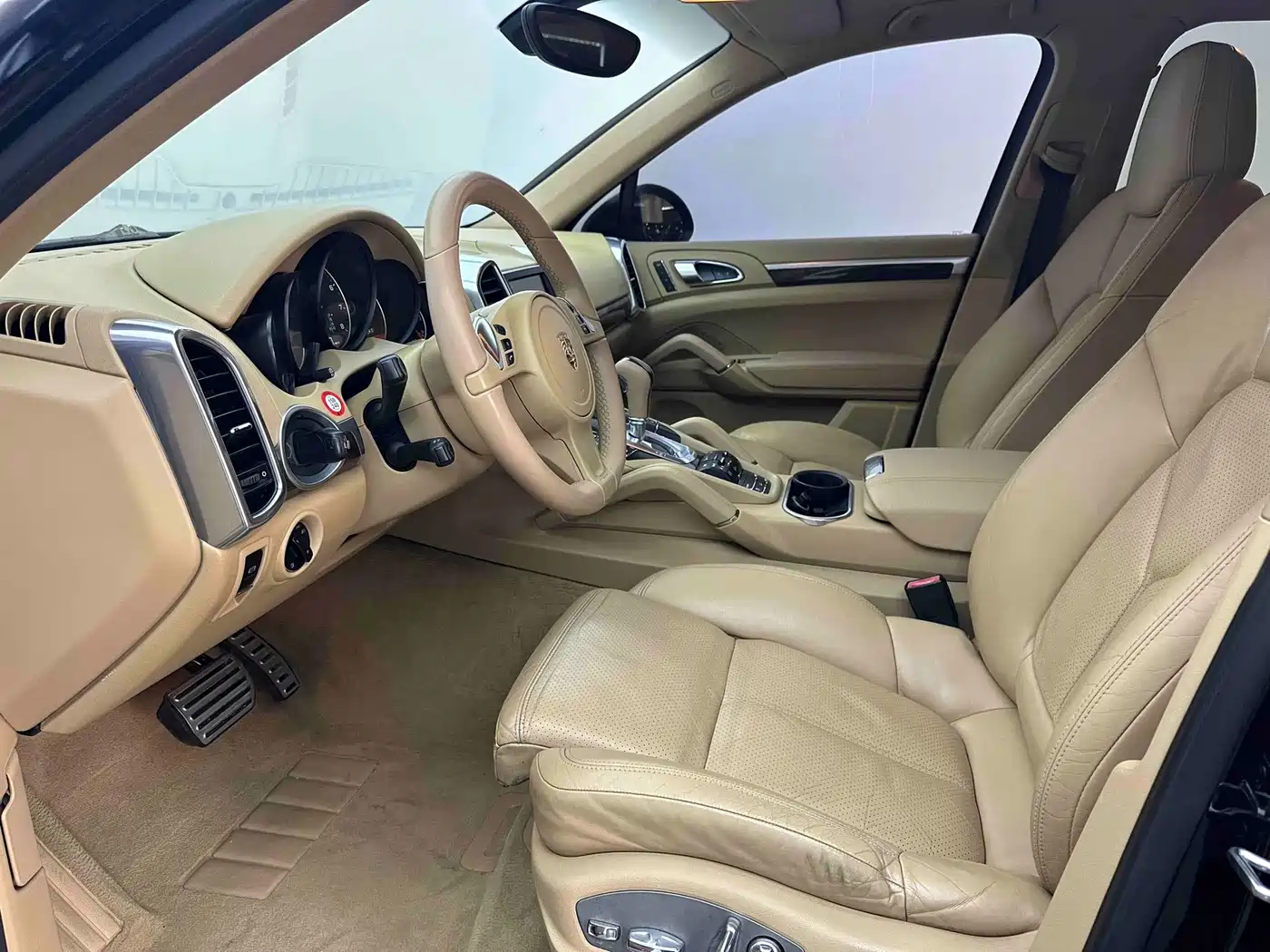 Porsche Cayenne 2011 Cayenne 3.0T фото 14