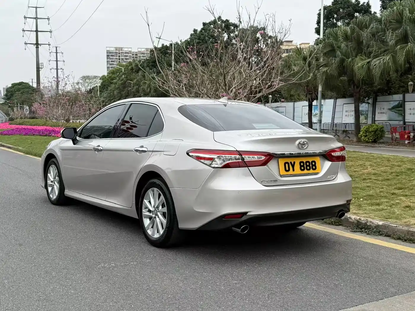 Toyota Camry 2021 2.0G Luxury Edition фото 10
