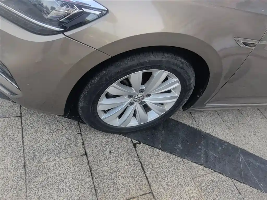 Volkswagen Passat 2019 330TSI Elite (China V) фото 23