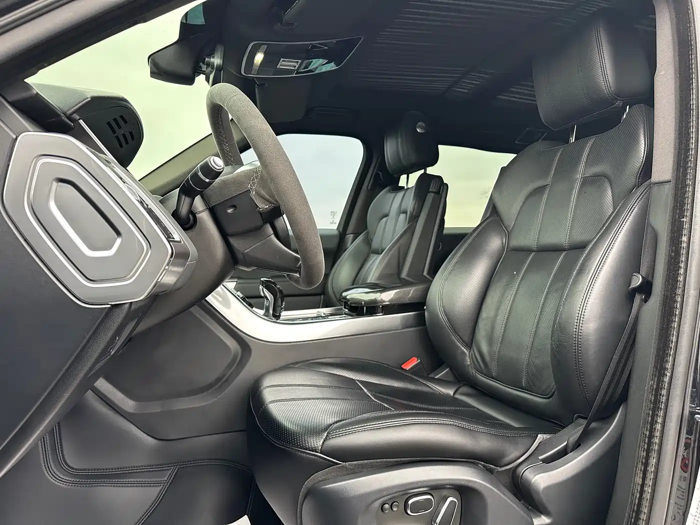 Land Rover Range Rover Sport фото 17