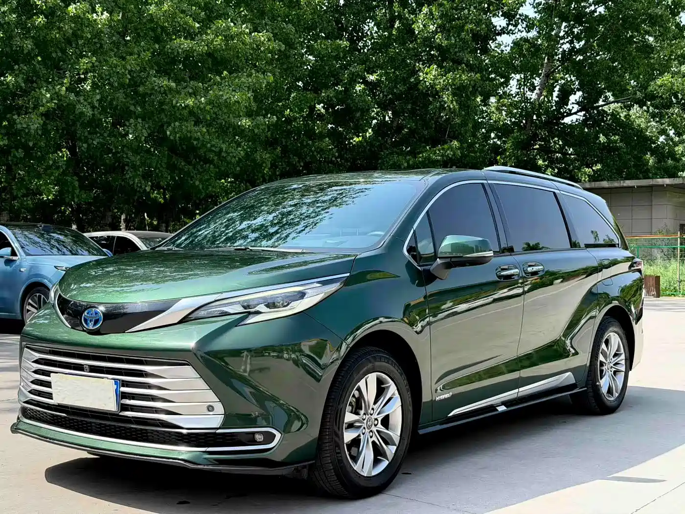 Toyota Sienna 2021 2.5L Hybrid Platinum Edition