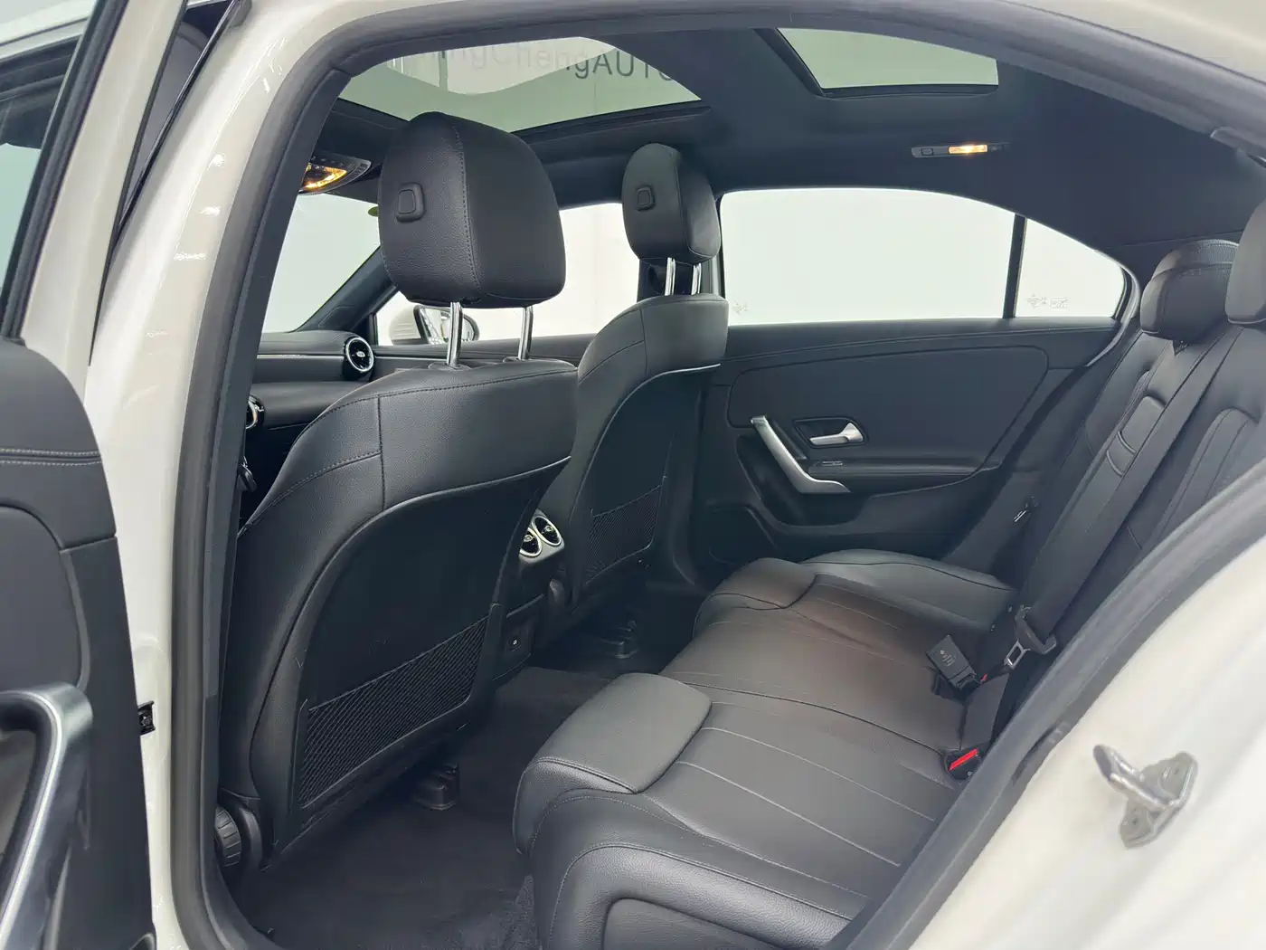 Mercedes-Benz A-Class 2023 A 180 L фото 12