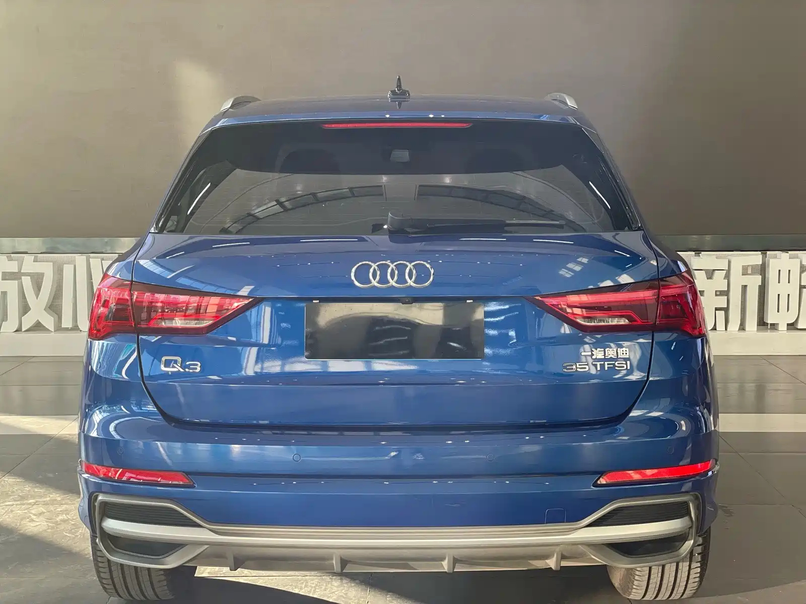Фото 4 - Audi Q3