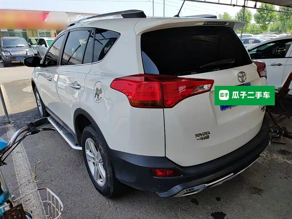Toyota RAV4 Rongfang 2013 2.0L CVT 4WD Pioneer фото 5