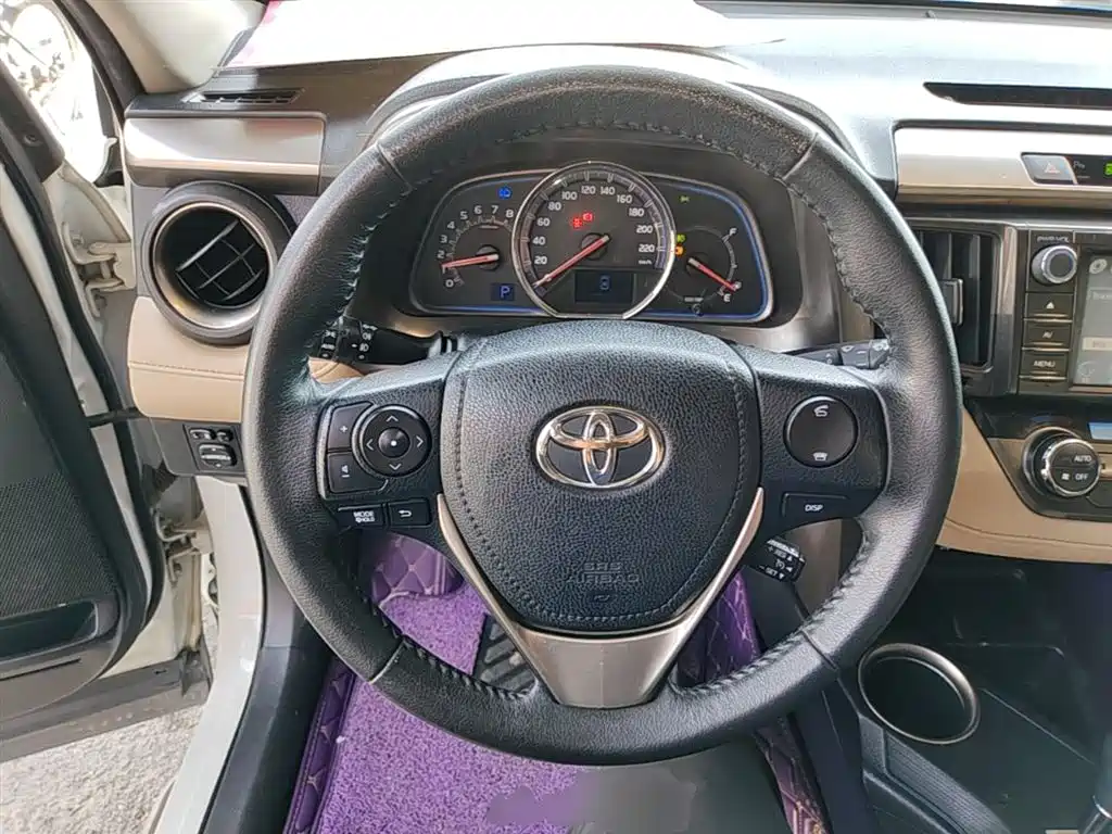 Toyota RAV4 Rongfang 2013 2.0L CVT 4WD Pioneer фото 11