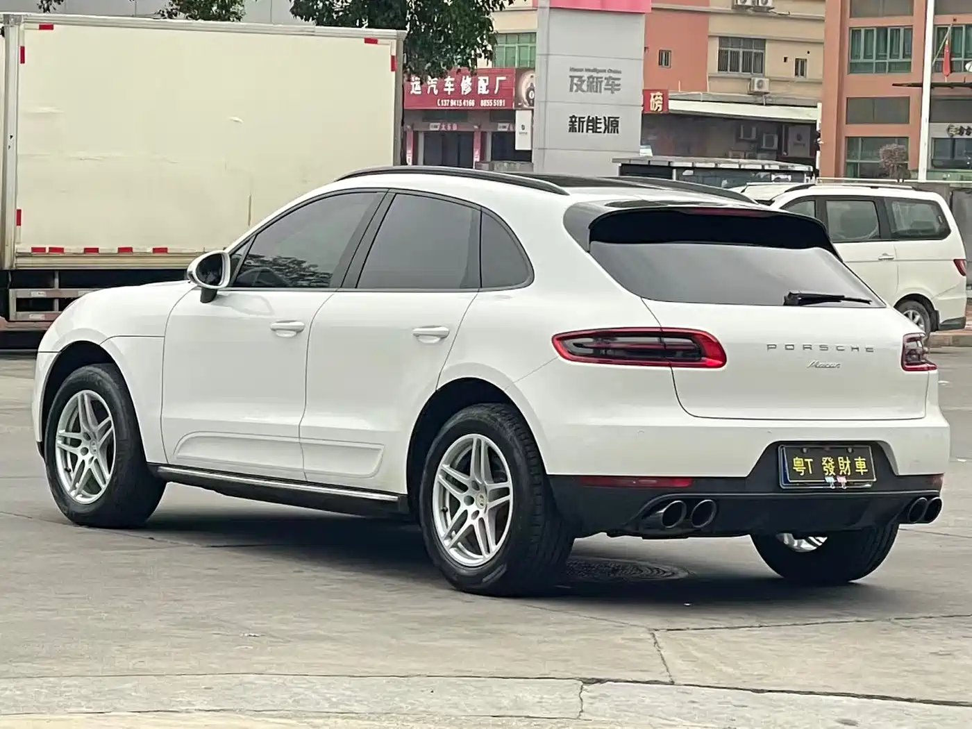 Porsche Macan 2017 Macan 2.0T фото 8