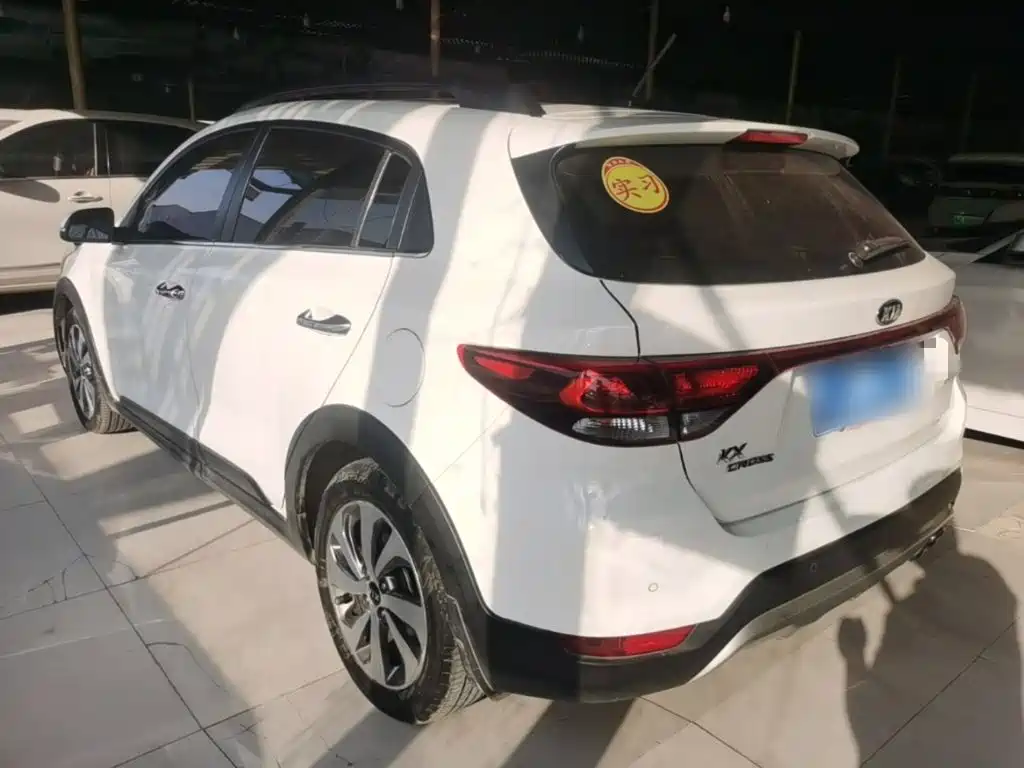 Kia KX CROSS 2018 2017 1.4L AT GLS