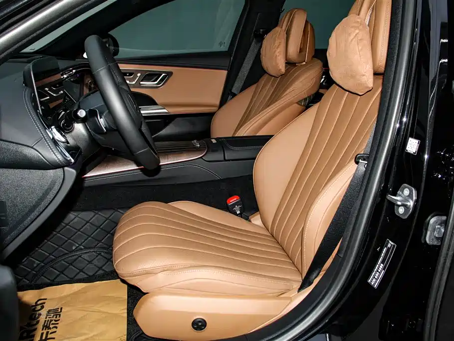 Mercedes-Benz E-Class 2025 E 300 L Luxury фото 18