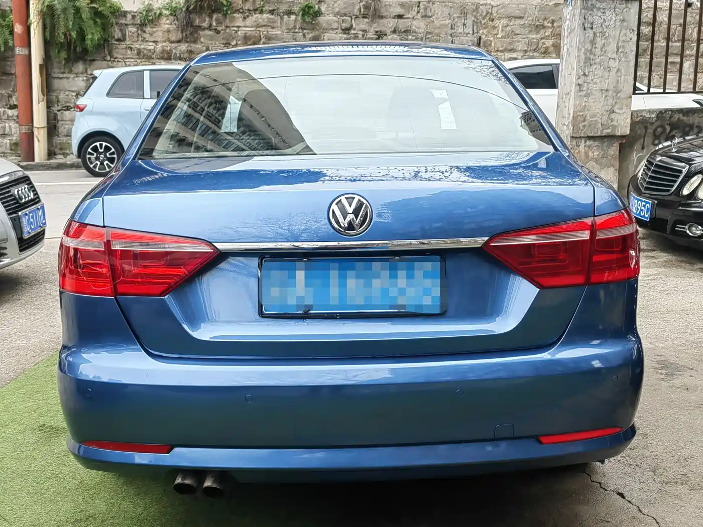 Volkswagen Lavida 2013 1.4TSI Manual Luxury Edition фото 7
