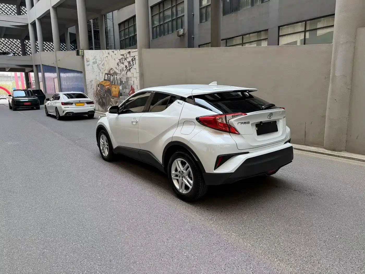 TOYOTA C-HR