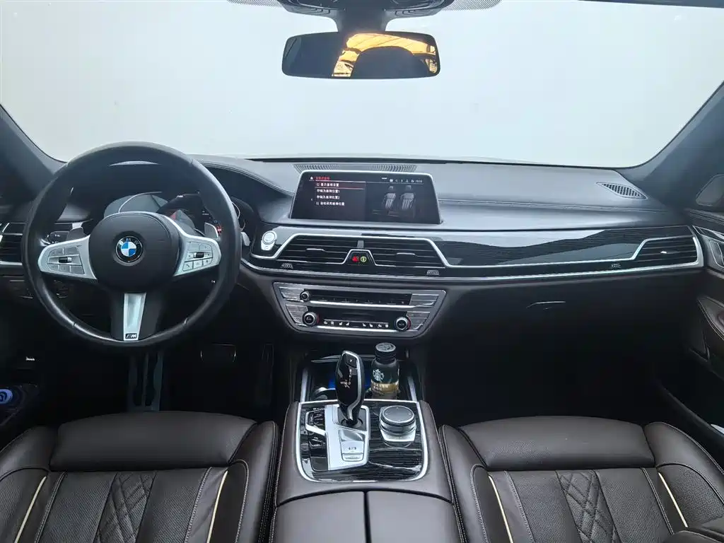 BMW 7 Series 2019 Facelift 740Li Exclusive M Sport Package фото 7