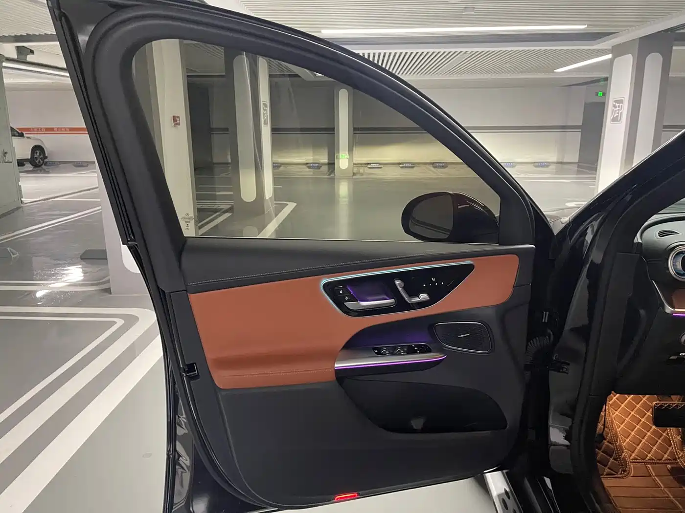 Mercedes-Benz GLC 2025 GLC 300 L 4MATIC Dynamic 5-seater фото 6