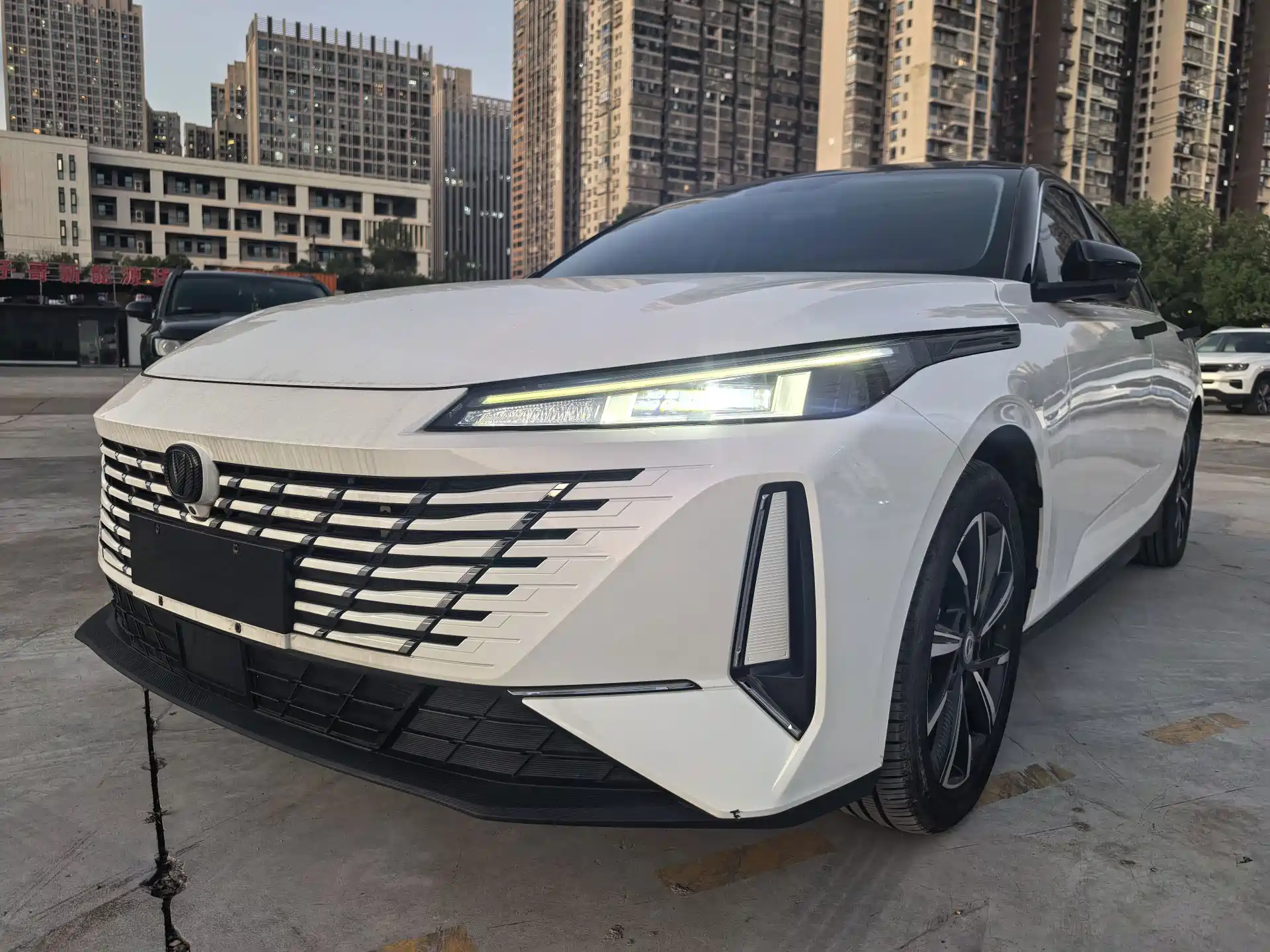 Photo 1 - Changan Eado