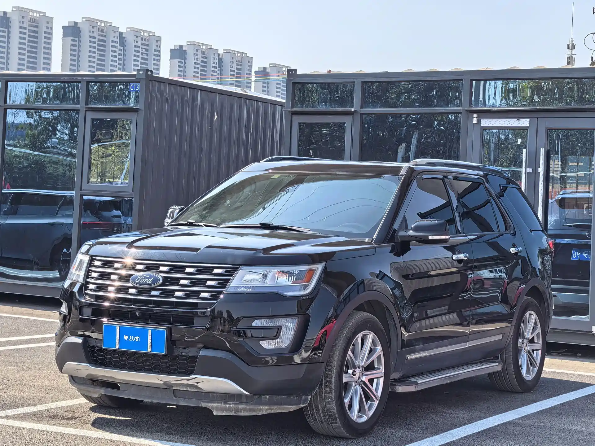 Фото 1 - Ford Explorer (Import)