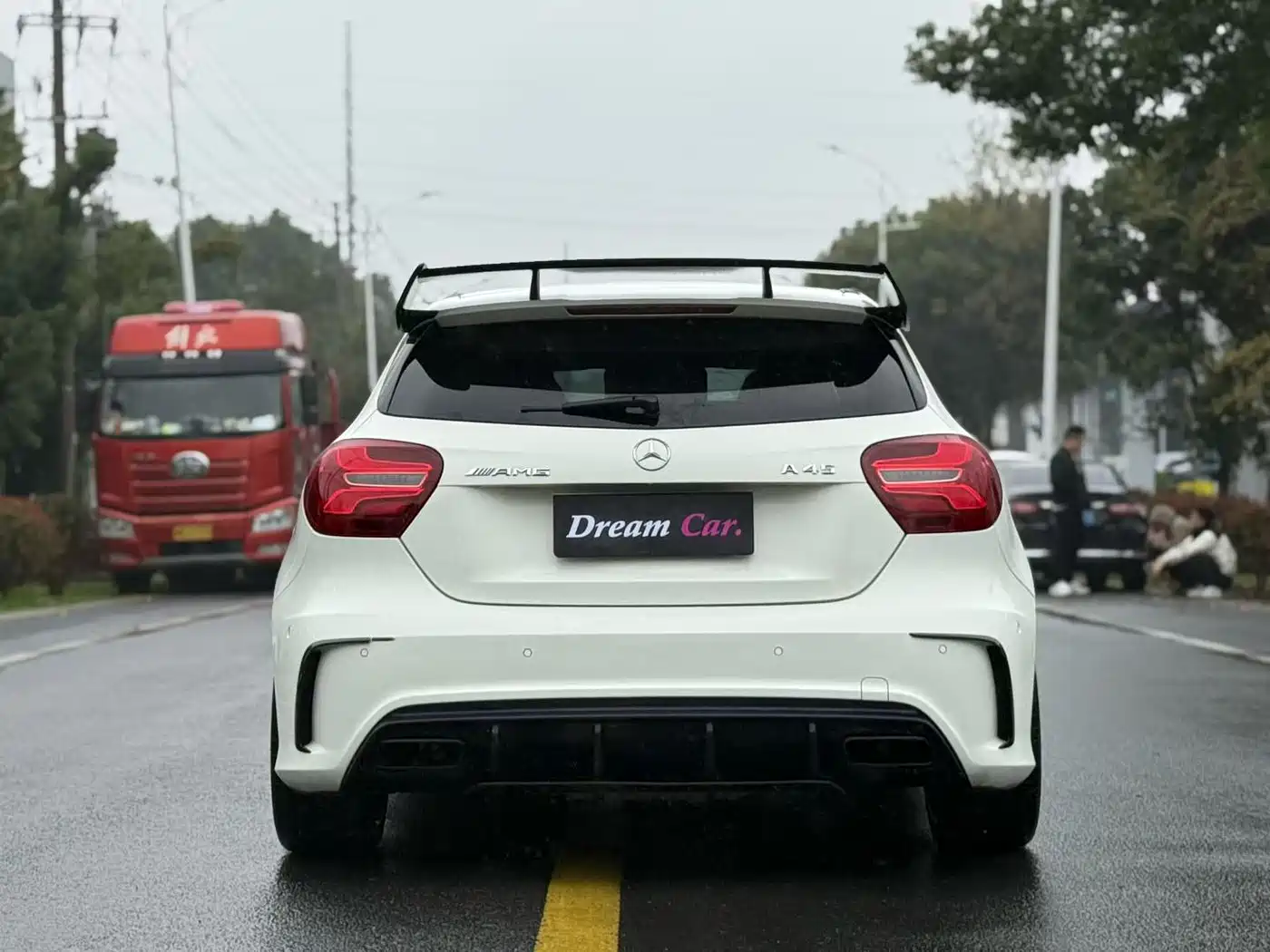 Mercedes-Benz A-Class AMG (Import) 2016 AMG A 45 4MATIC фото 8