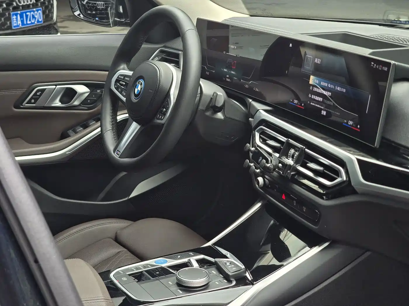 BMW i3 2022 eDrive 35 L фото 10