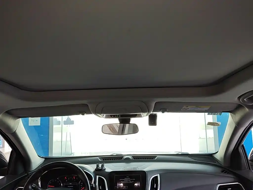 Chevrolet Equinox 2017 535T Automatic Realm Edition фото 25
